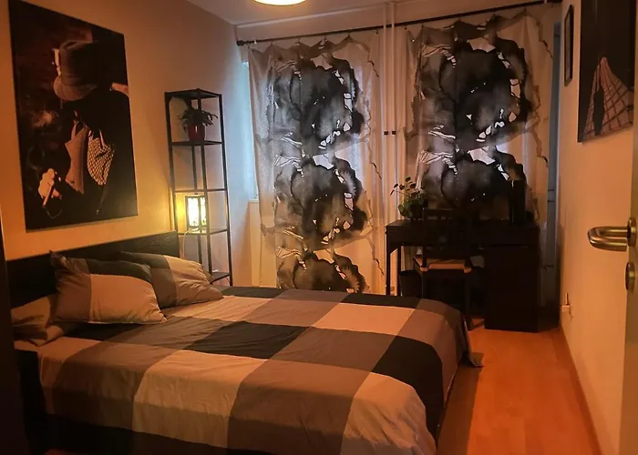 Alt Treptow Fashion Hq